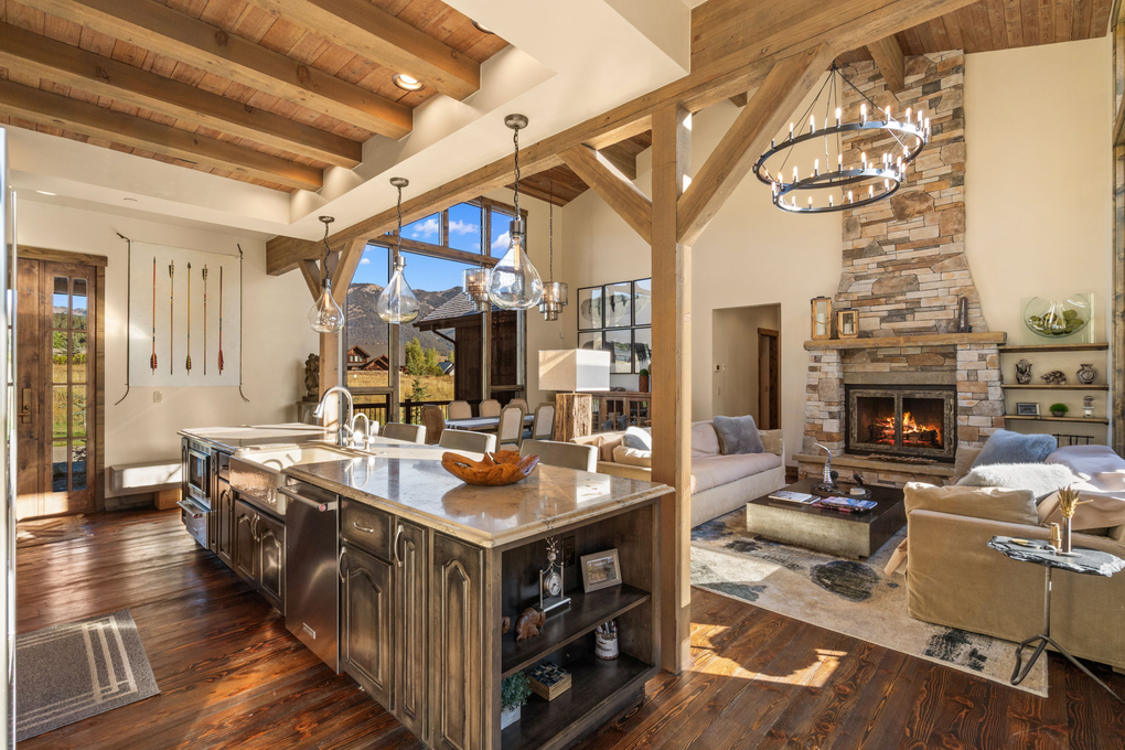 Modern, Cozy, Main Living Area