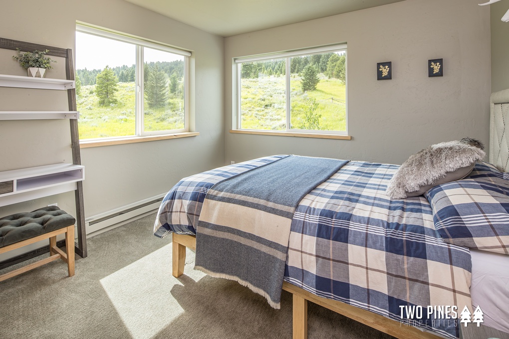 Queen Bedroom