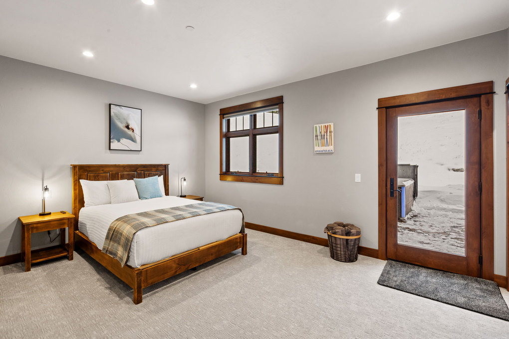 Primary Bedroom w/ En-Suite Full Bath and Hot Tub Access (second floor)