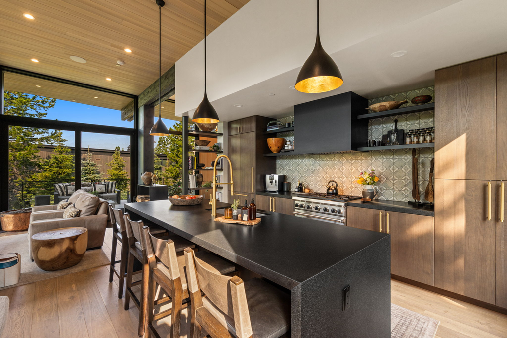 Elegant Chefs Kitchen