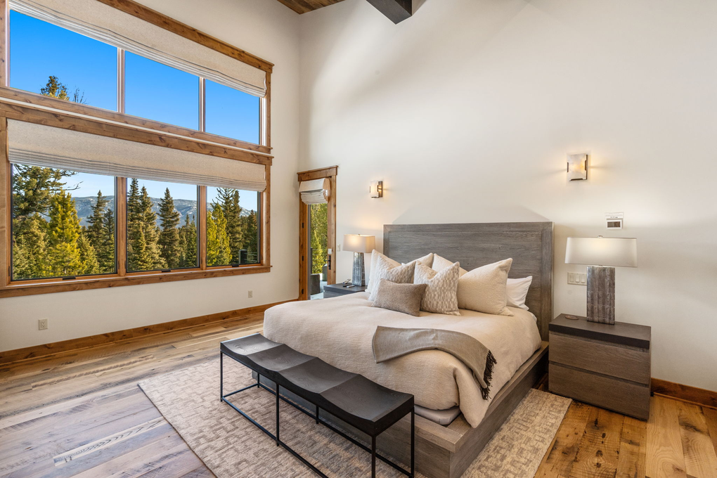 Primary Bedroom (main floor)