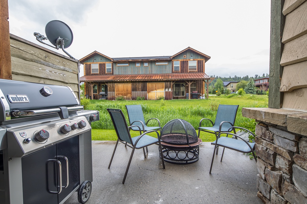 Patio with Grill and Seating