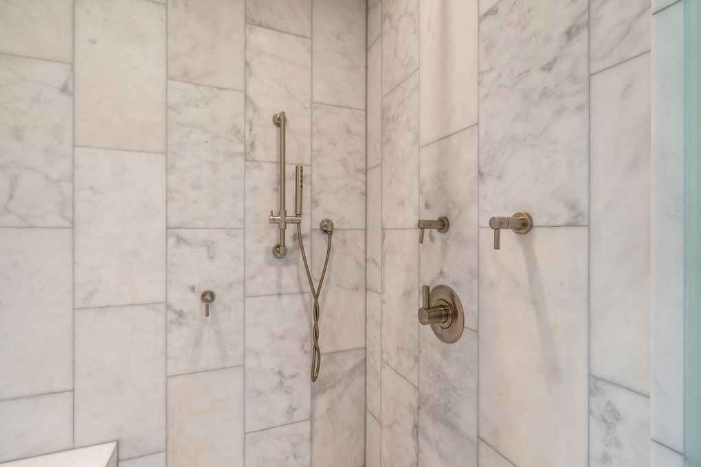 Primary Bedroom En-Suite Walk-in Shower