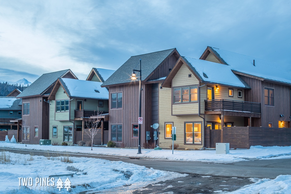 Exterior of 211A Pheasant Tail
