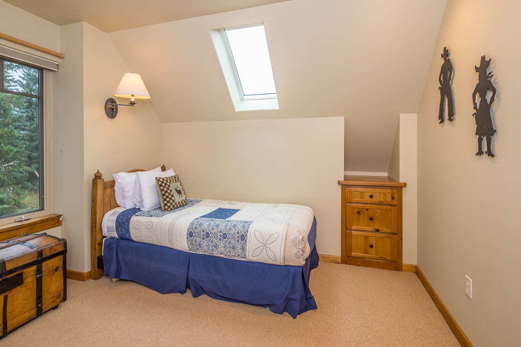 Second Level Bedroom with Twin Beds