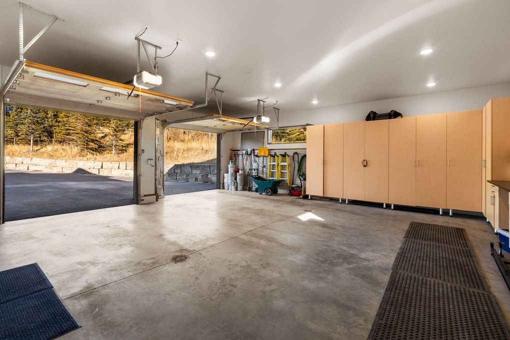 Heated 2 Car Garage - Main Floor Access