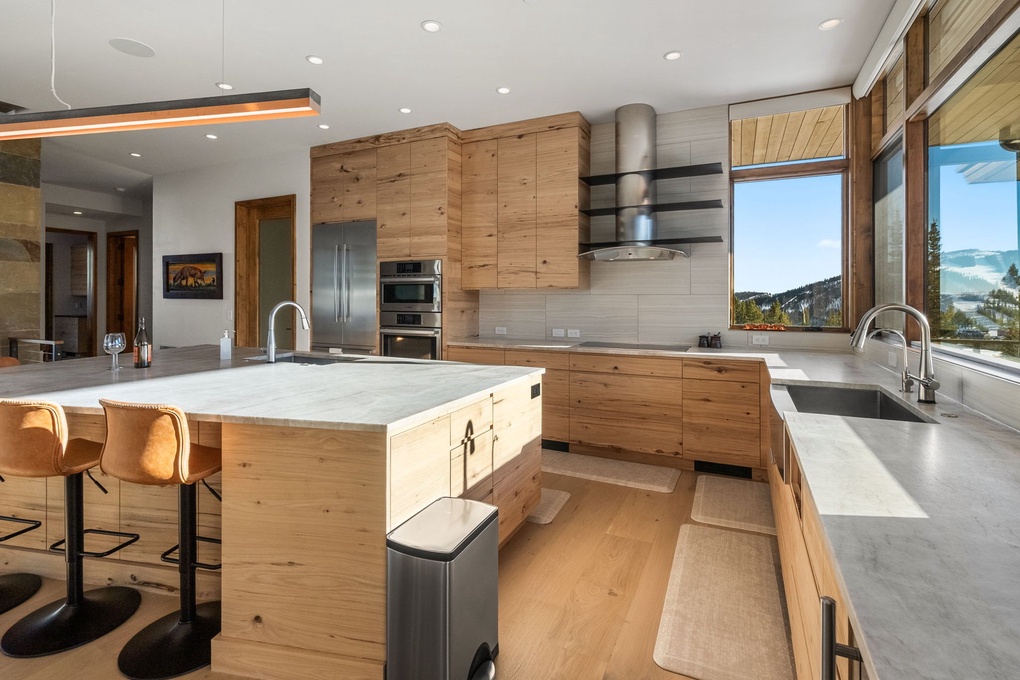 Modern, Upgraded Kitchen