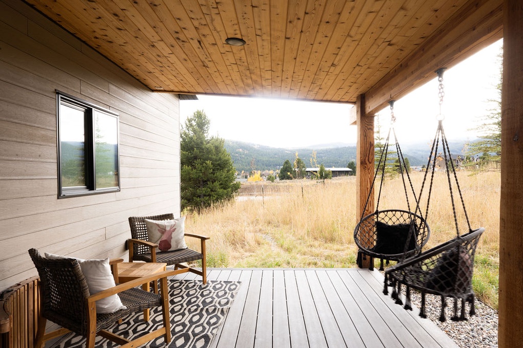 Downstairs Patio Area with Grill