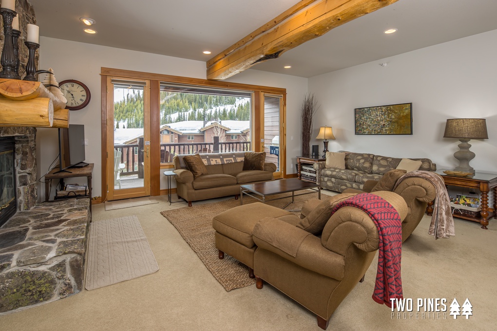 Spacious Living Room