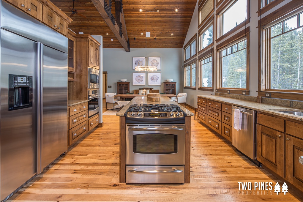 Spacious Kitchen with Wine Fridge and Double Ovens