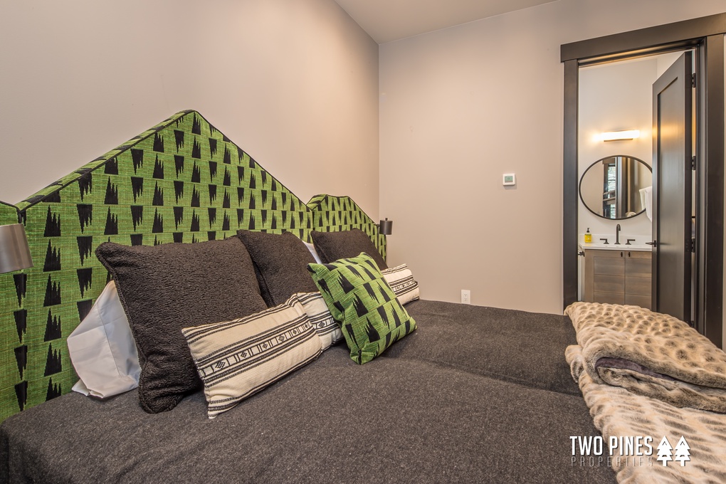 King Bedroom with Bunk Bed (king can be converted to two twins)