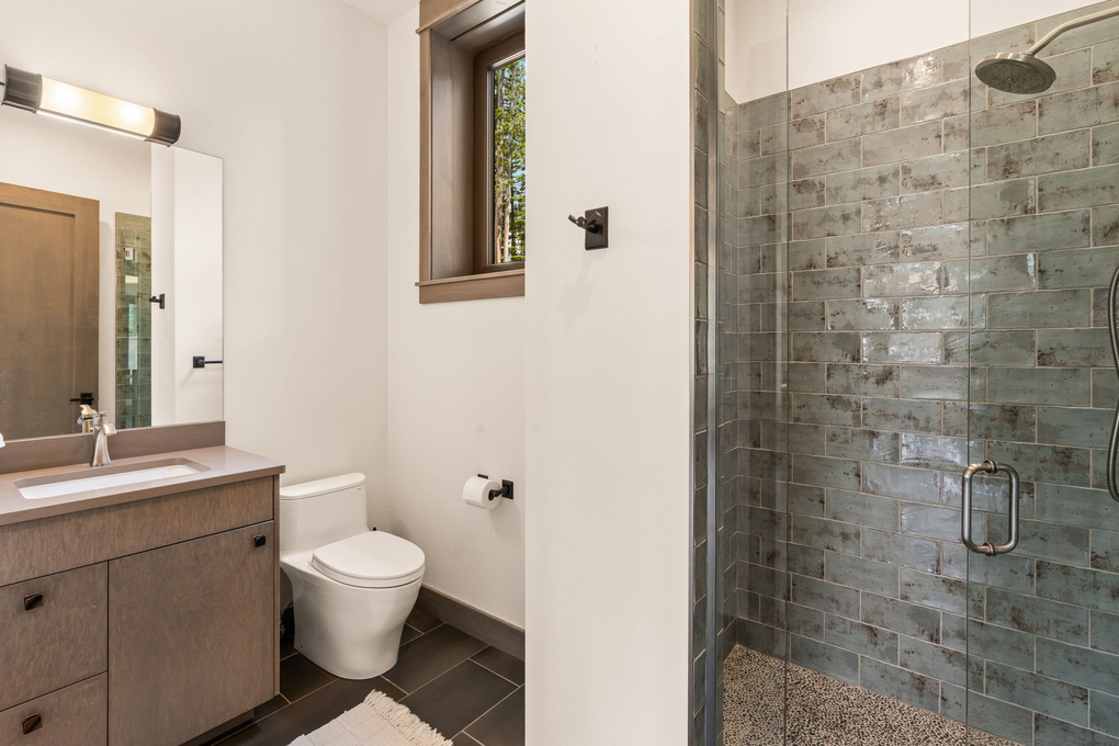 Full Bathroom in Downstairs Den
