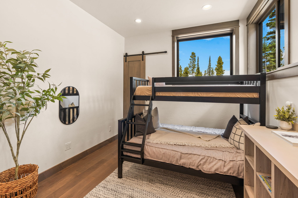 Downstairs Bunk Room