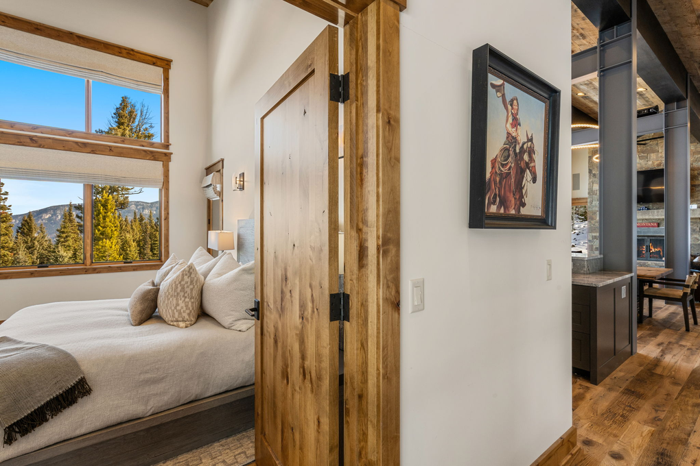 Primary Bedroom (main floor)