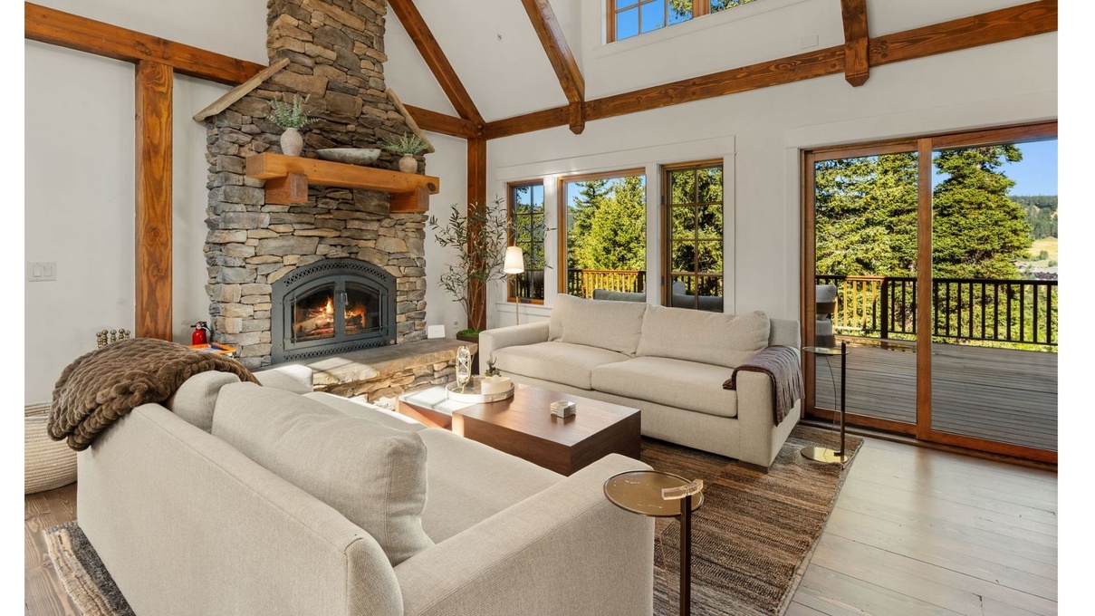 Living Room with Fireplace