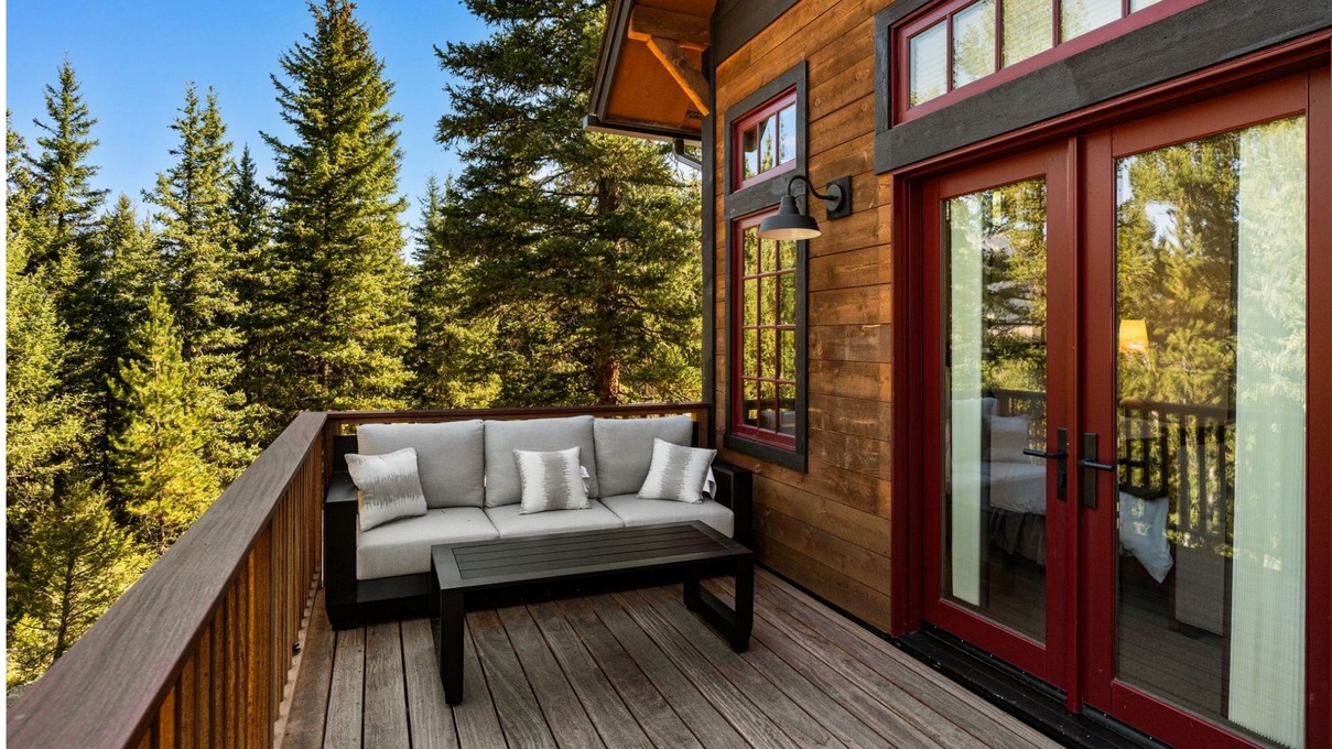 Primary King Suite Balcony