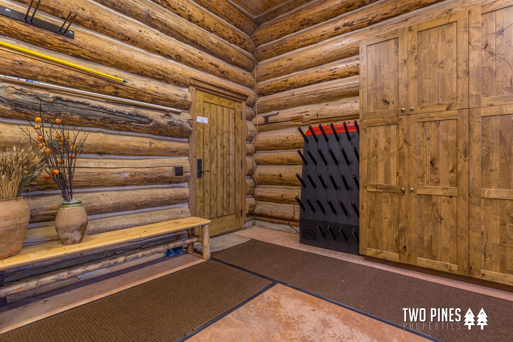 Garage Gear Station with Boot Dryer