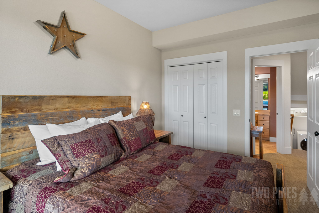 Lower Level Queen Guest Room