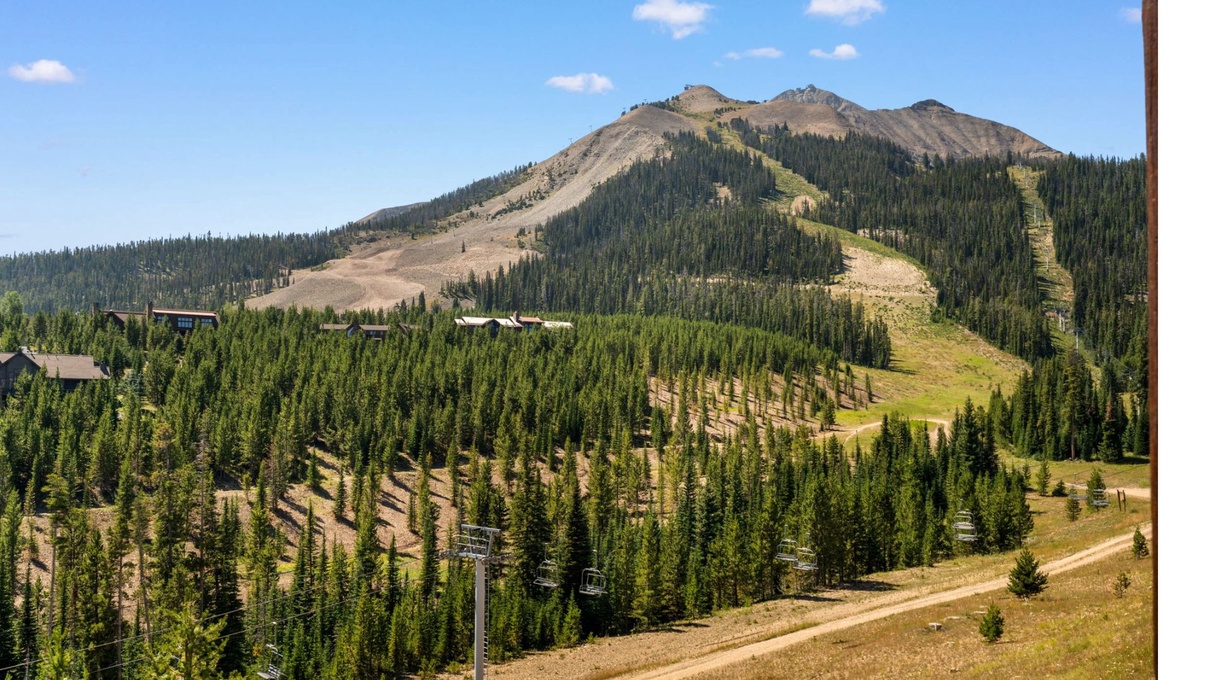 Saddle Ridge G4 View