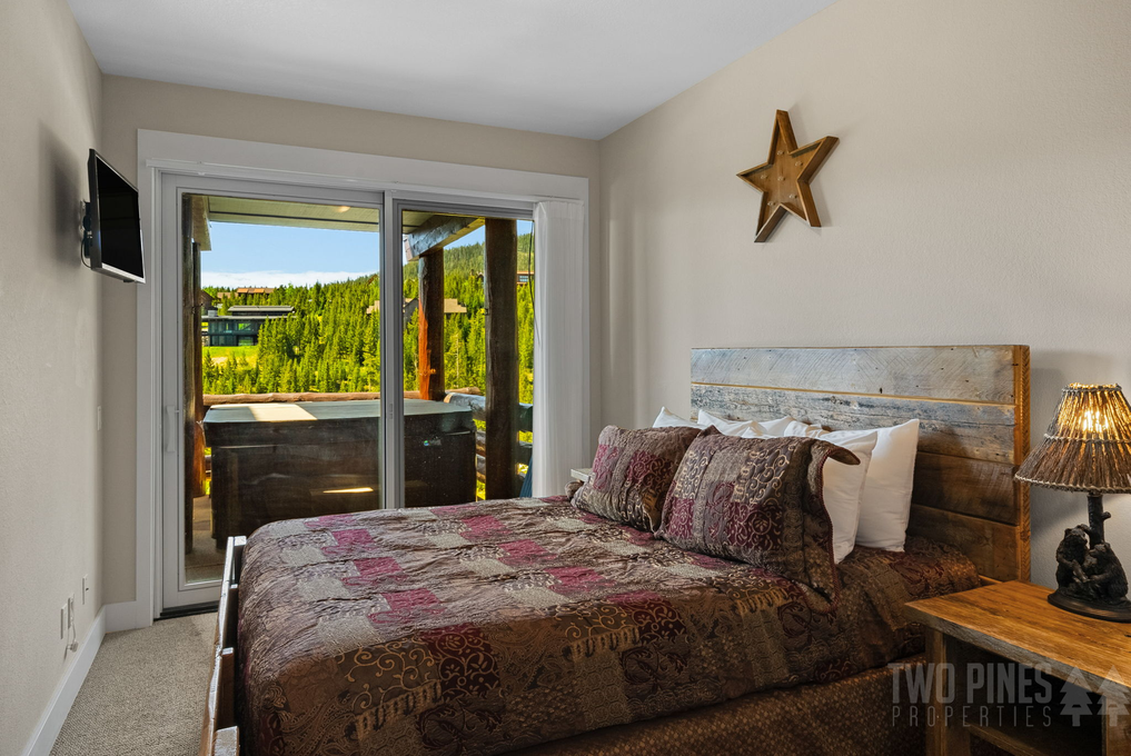 Private Patio Entrance w/ Hot Tub