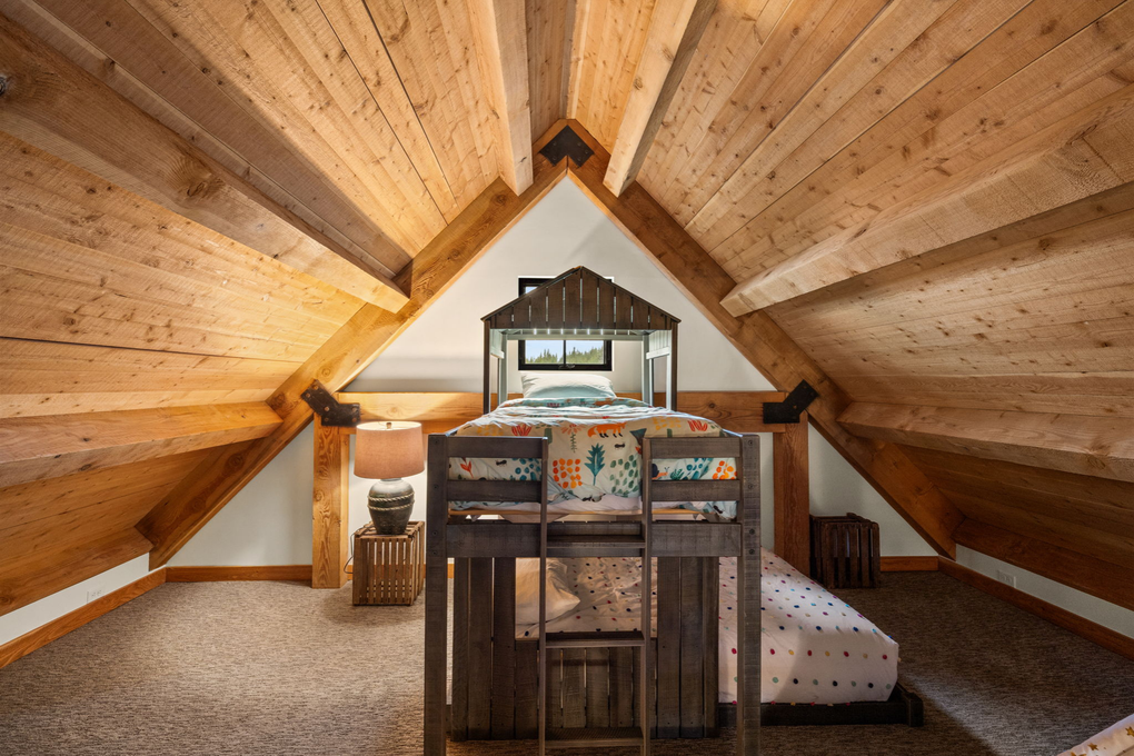 Upper Loft Bunk Bedroom 8 (In-Law Suite)