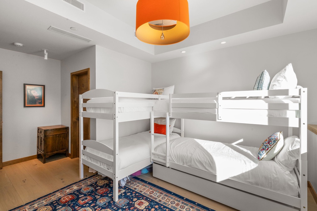 Downstairs Guest Room 3 - Bunkroom