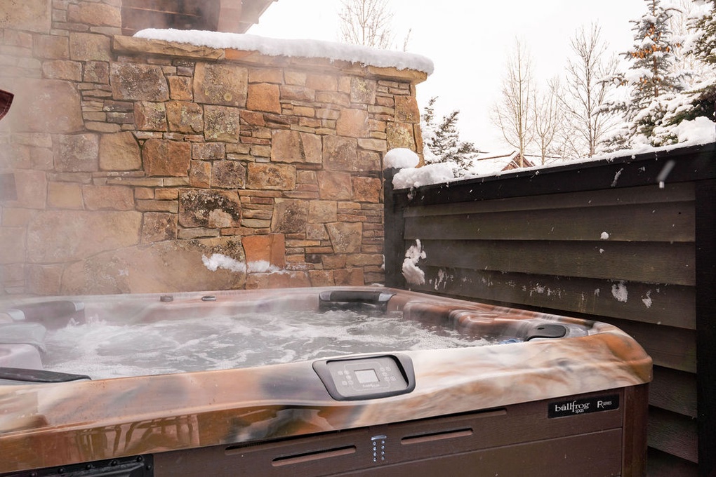 Private Hot Tub