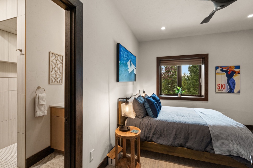 Downstairs Guest Bedroom 2