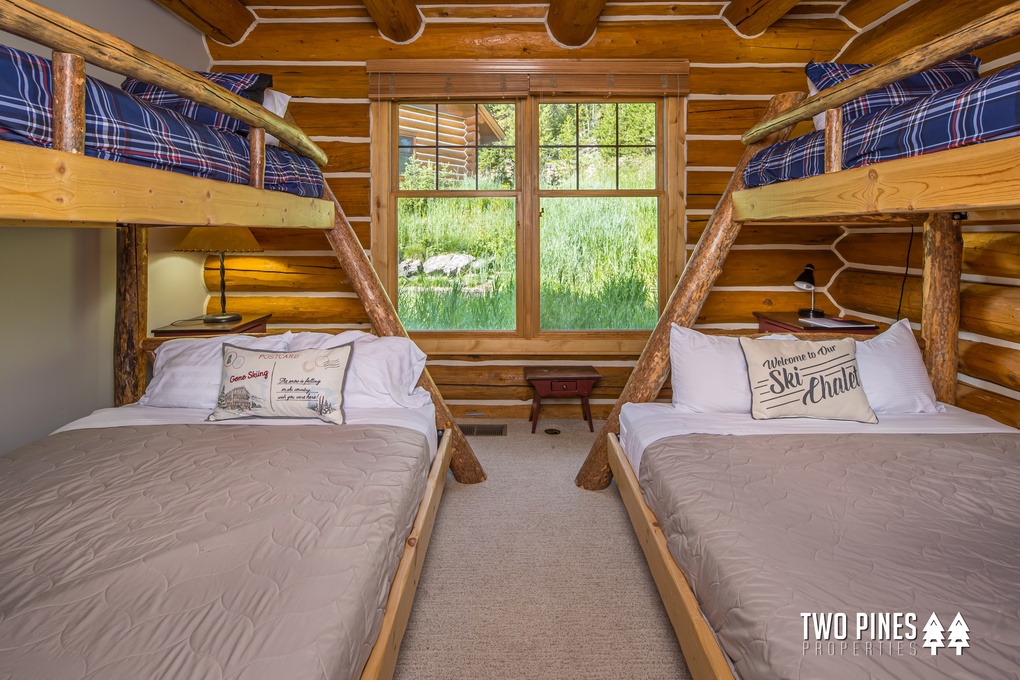 Main Level Bunk room