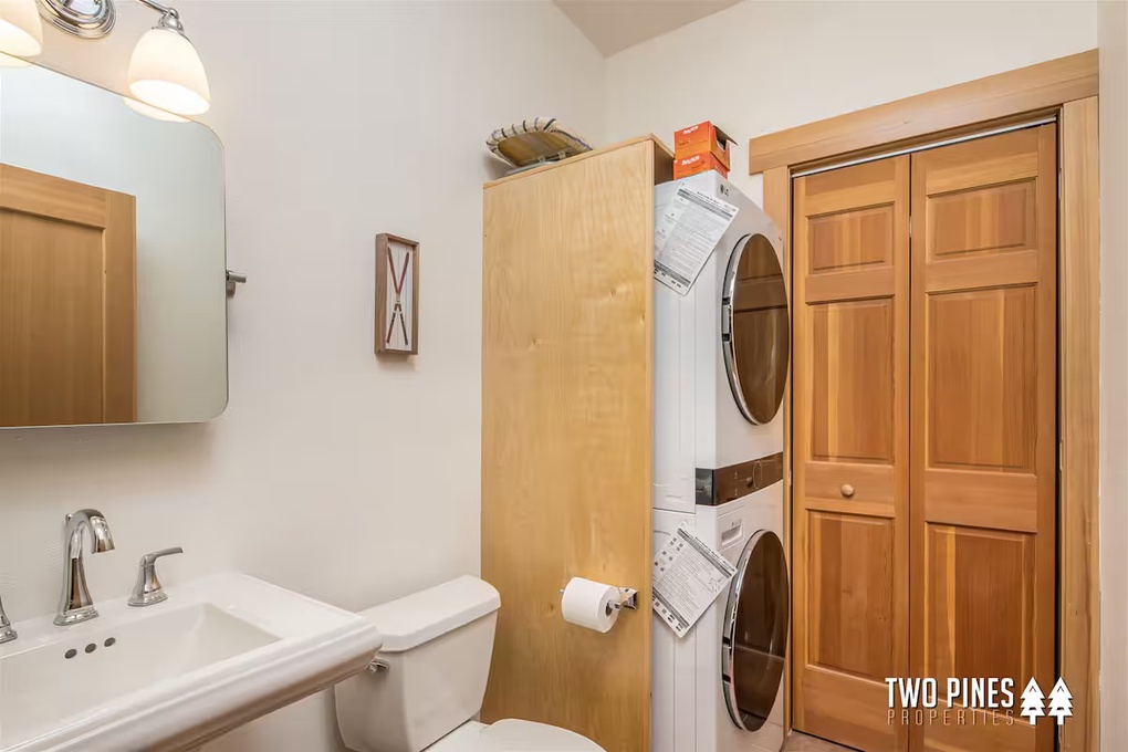 Washer and Dryer in Unit