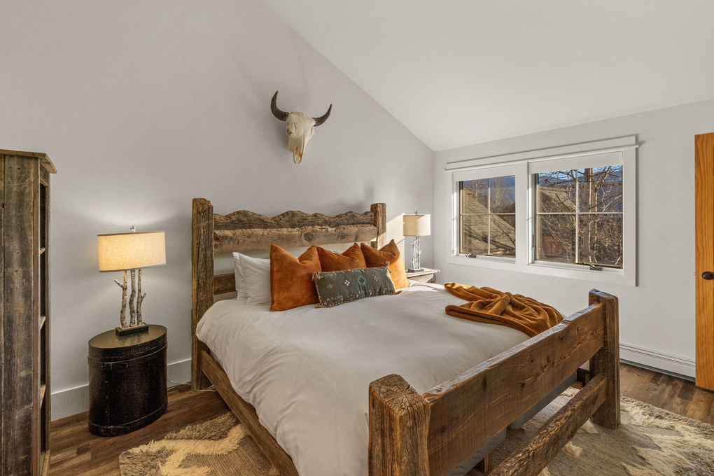 Upstairs Left Guest Bedroom 2 (King Bed)