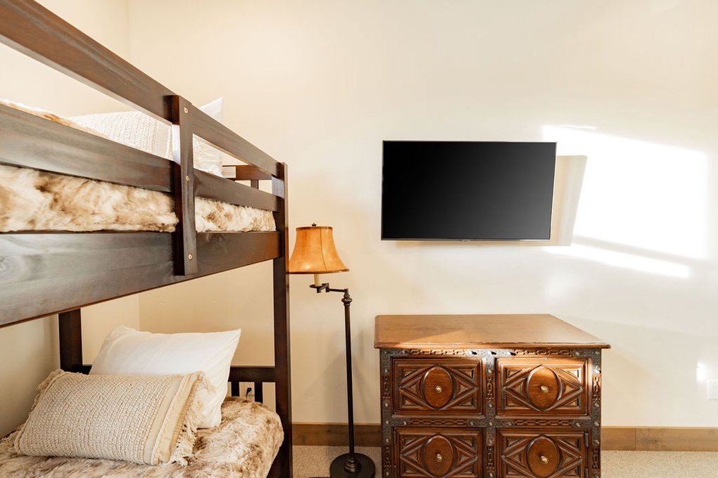 Bunk bedroom on upper level.