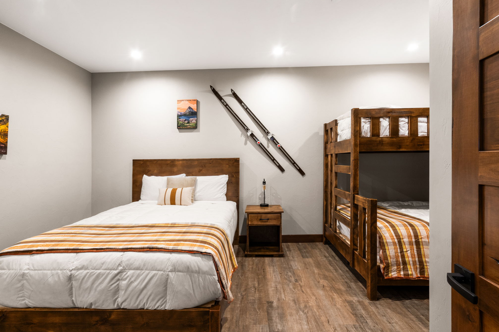 Guest Bedroom 1 (main floor) Queen Bed, Twin/Queen Bunk