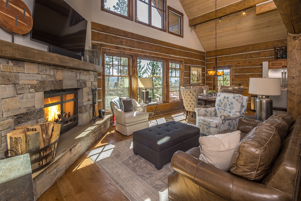 Spacious Living Room with Fireplace