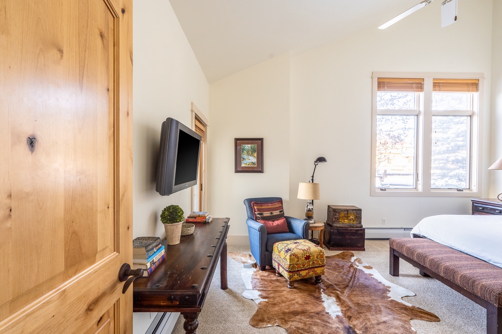 First Floor Primary King Bedroom