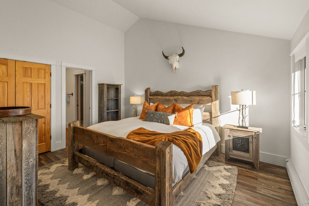 Upstairs Left Guest Bedroom 2 (King Bed)