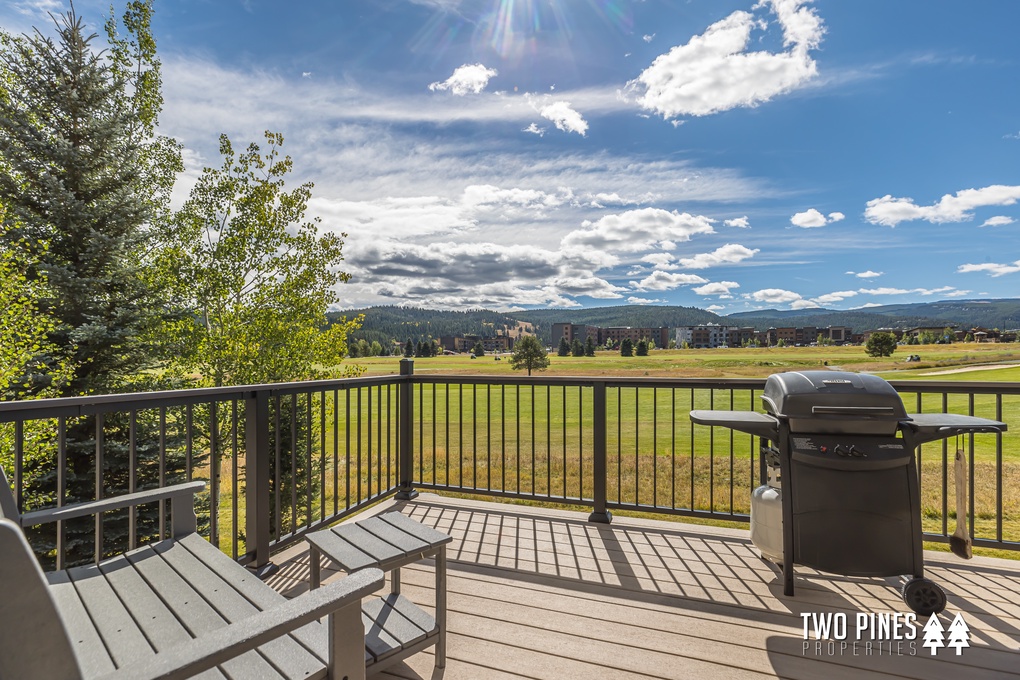 Stunning Mountain View, Golf Course