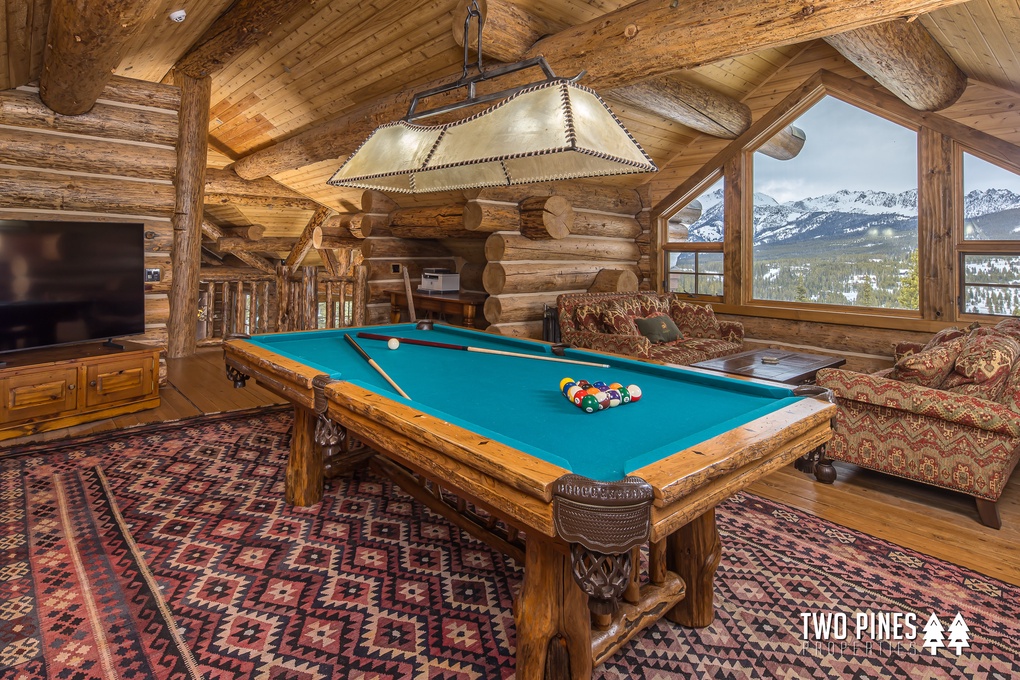 Upper Level Game Room