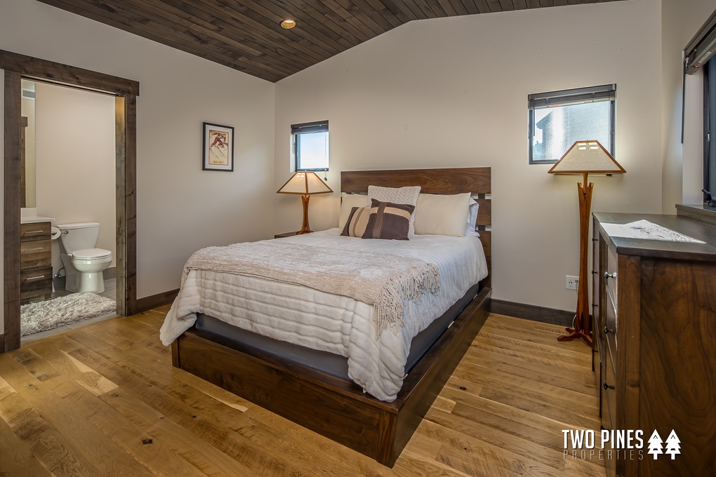 Queen Bedroom with En Suite