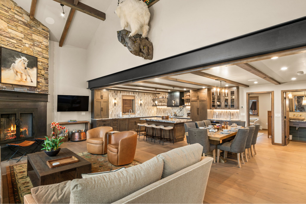 Open Concept Main Floor