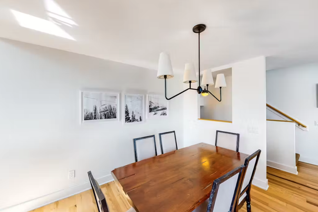 Dining with Seating for 6