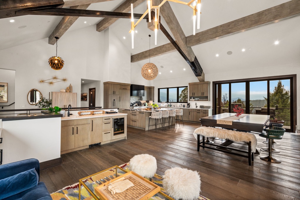 Kitchen/Dining Room/Bar Nook