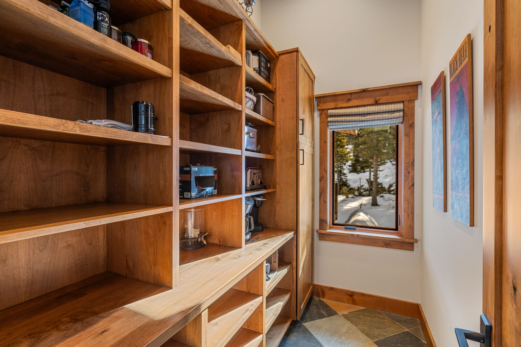 Kitchen Pantry