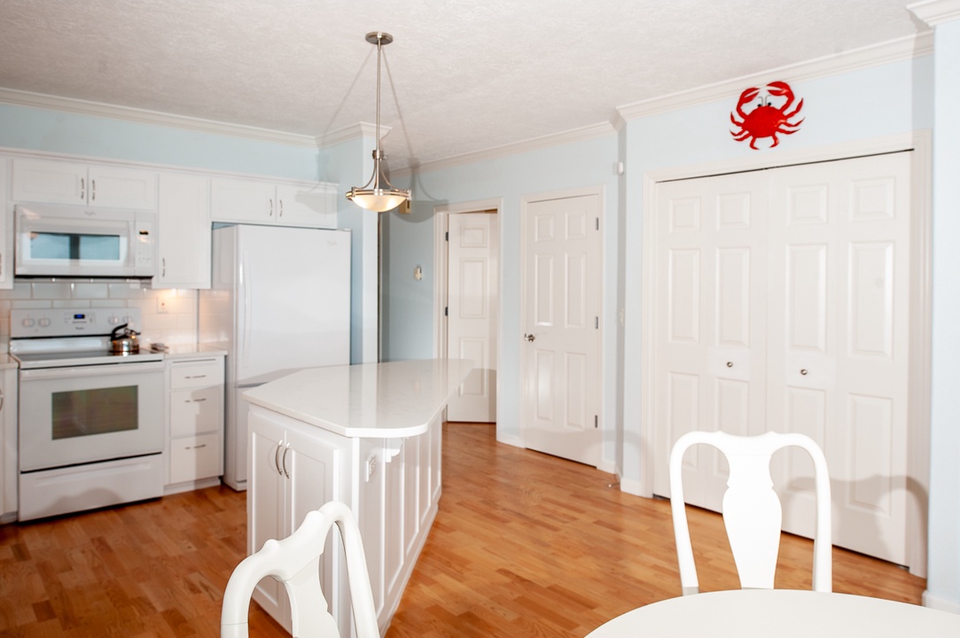 Whale Crossing 2 Bedroom Condo in Depoe Bay, OR