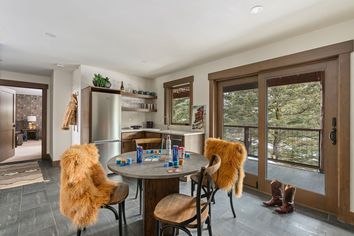 The Cottonwoods — Kitchenette