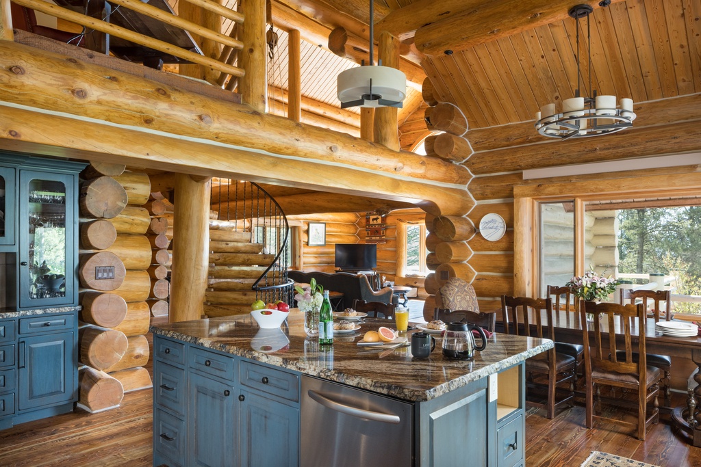 Bluebell Cabin — Kitchen / Dining