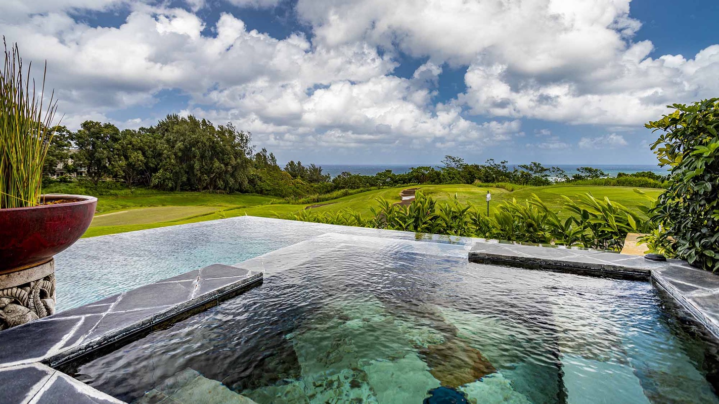 Anini Vista Villa — 4BR Luxury Retreat Above Anini Reef, Princeville