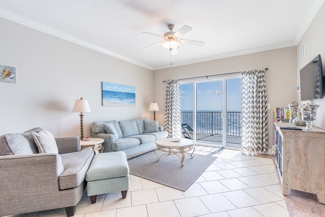 Crystal Shores West 704