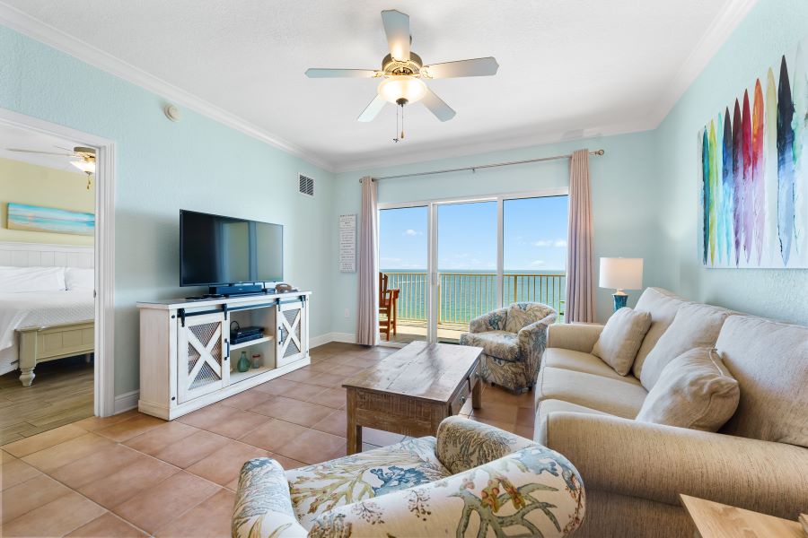 Crystal Shores West 905