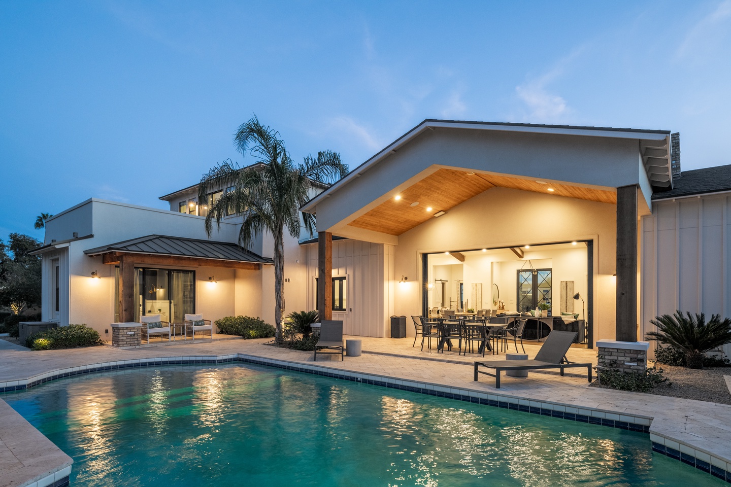 Exquisite Main House patio